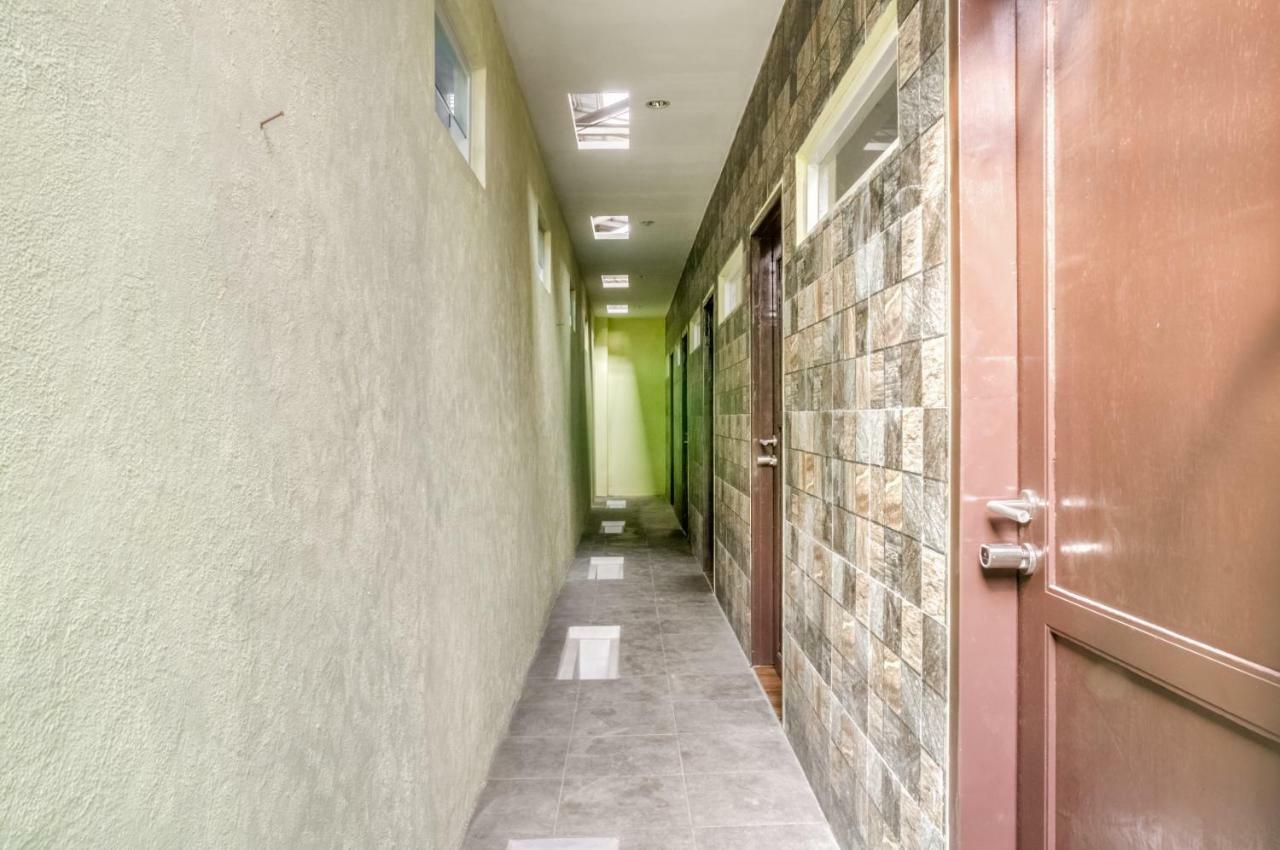 Reddoorz @ Panglima Polim 2 Hotel Jakarta Exterior photo